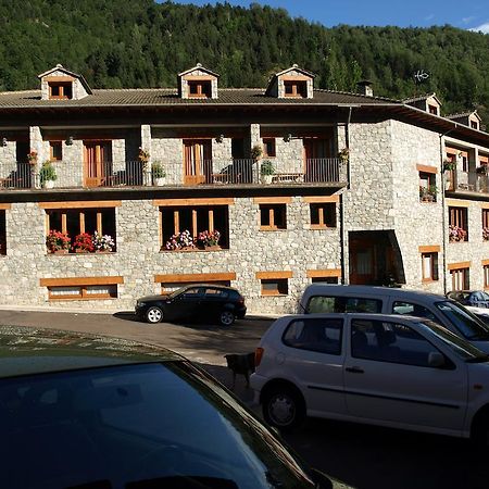 Hotel La Farga Риполь Экстерьер фото
